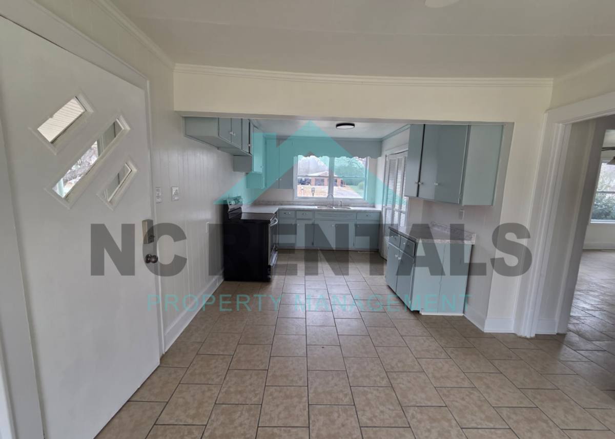 House for rent at 312 Walter Chambers St, Eden, NC 27288