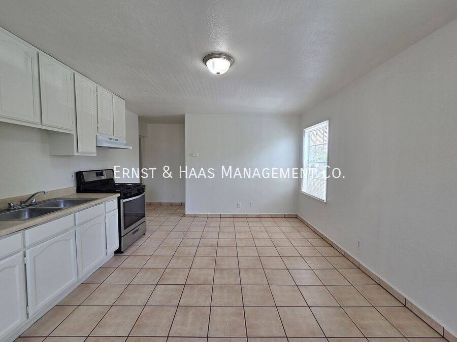 Apartment for rent at 2035 Pine Ave #7, Long Beach, CA 90806