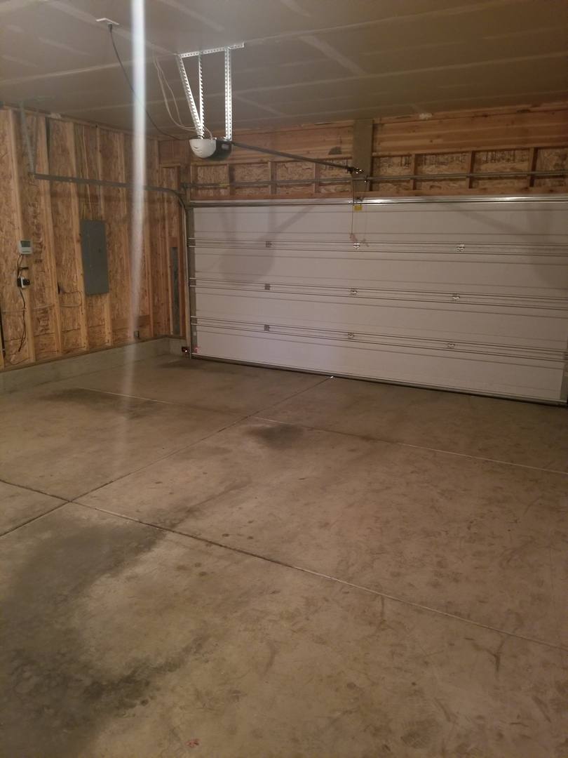 House for rent at 8410 W Campus Dr, Spokane, WA 99224
