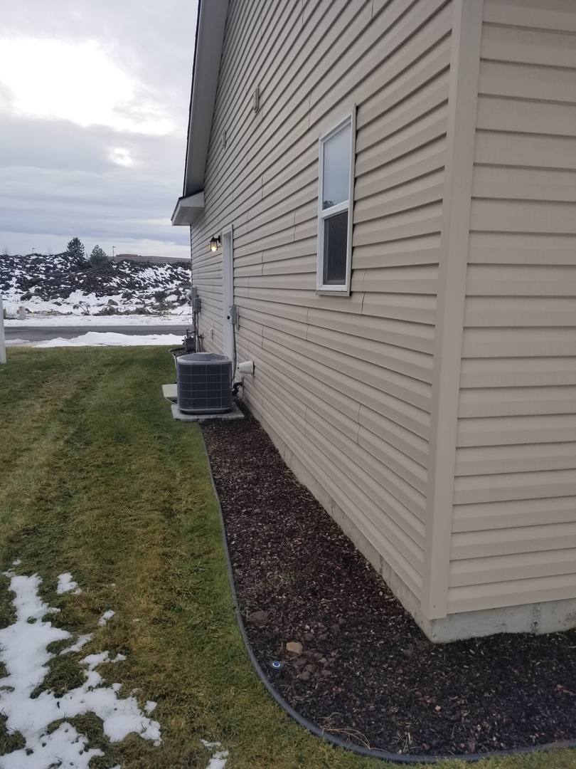House for rent at 8410 W Campus Dr, Spokane, WA 99224