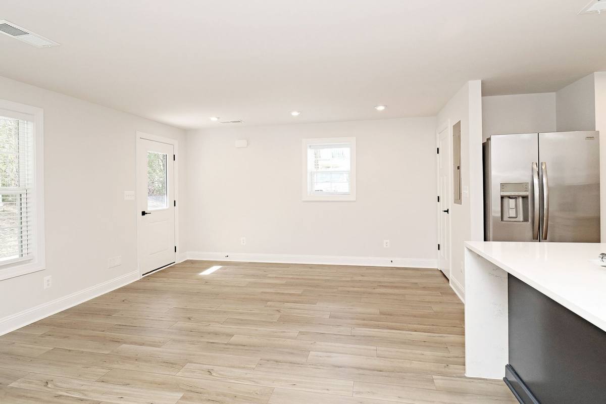 2213 Leeham St, Crozet, VA 22932 - Townhouse for Rent - Image 6