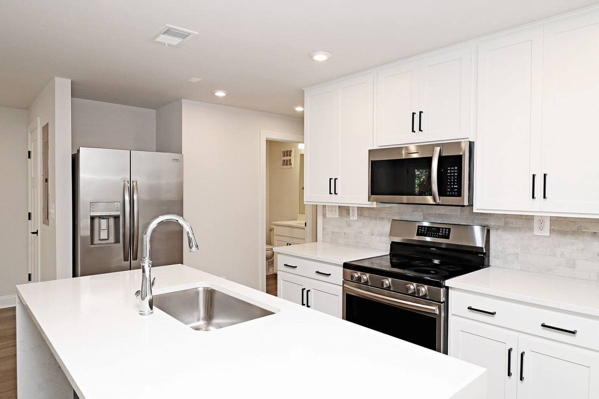 2213 Leeham St, Crozet, VA 22932 - Townhouse for Rent - Image 4