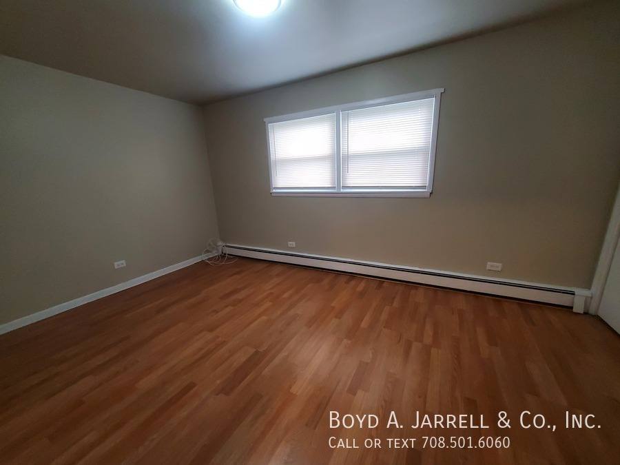 Apartment for rent at 9243 S Stony Island Ave #3W, Chicago, IL 60617