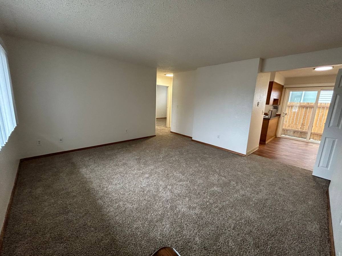 Apartment for rent at 8902-8916 SE Woodstock Blvd, Portland, OR 97266