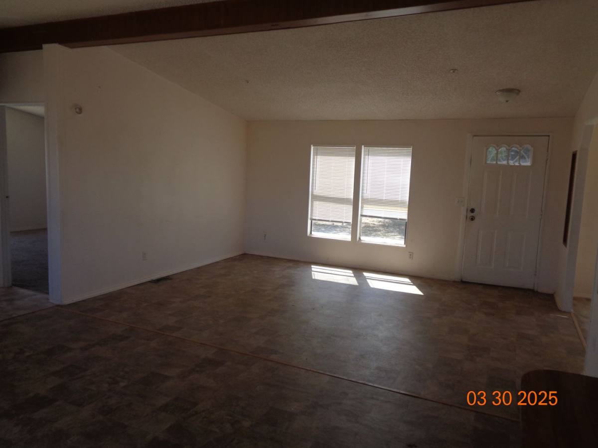 House for rent at 48605 100th St E, Lancaster, CA 93535