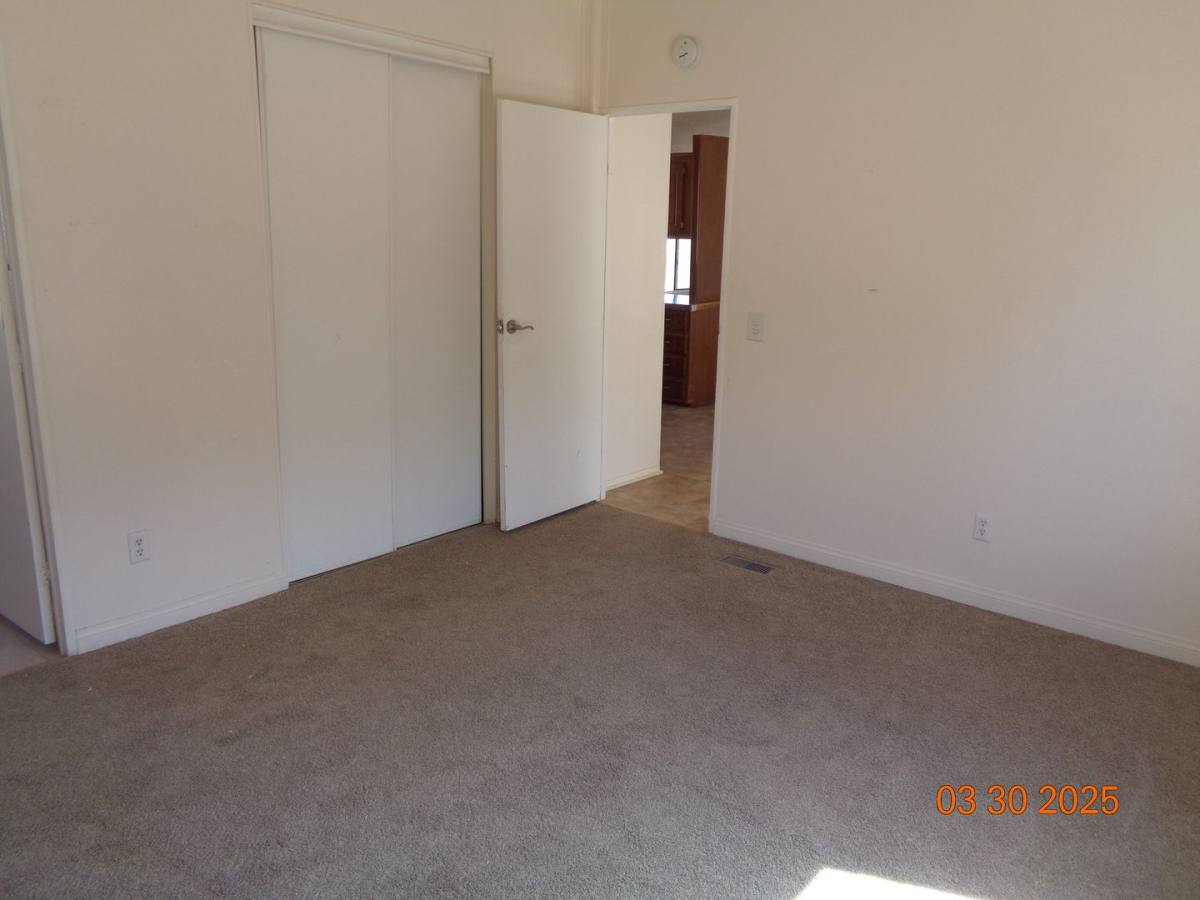 House for rent at 48605 100th St E, Lancaster, CA 93535
