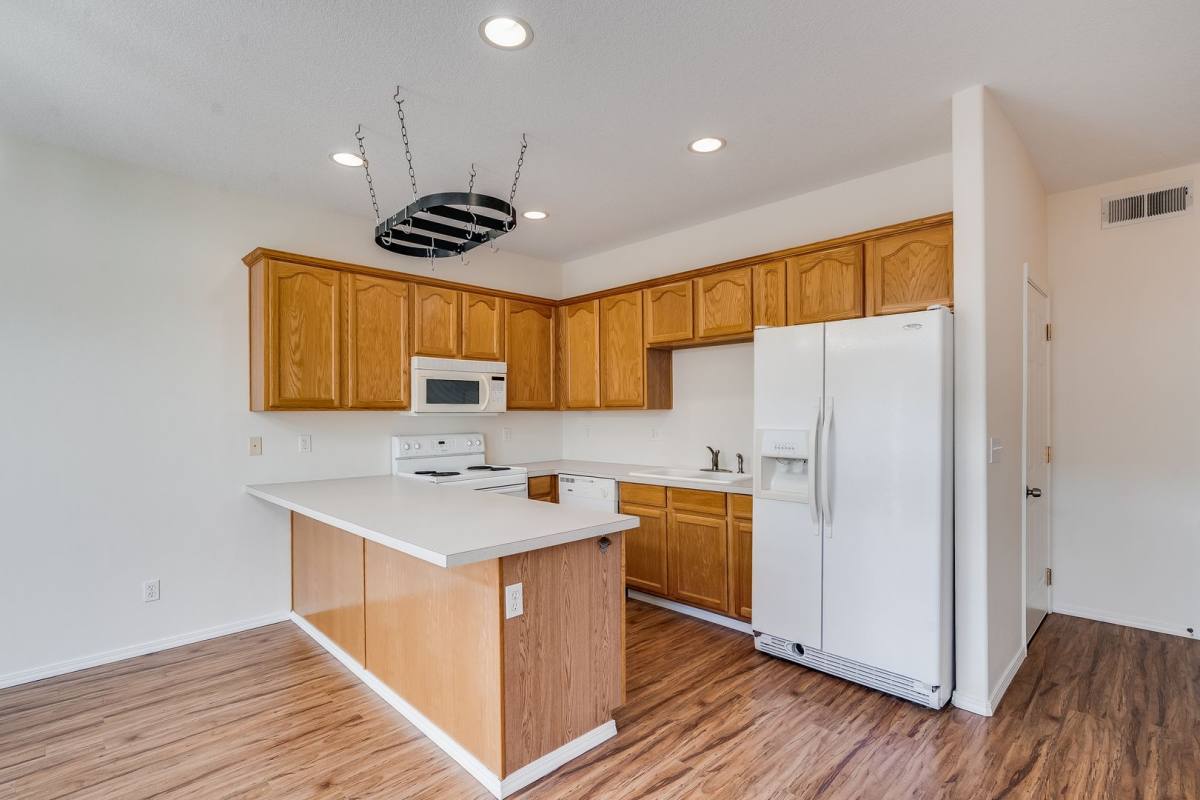 Townhouse for rent at 908 SW 175th Terrace, Beaverton, OR 97006
