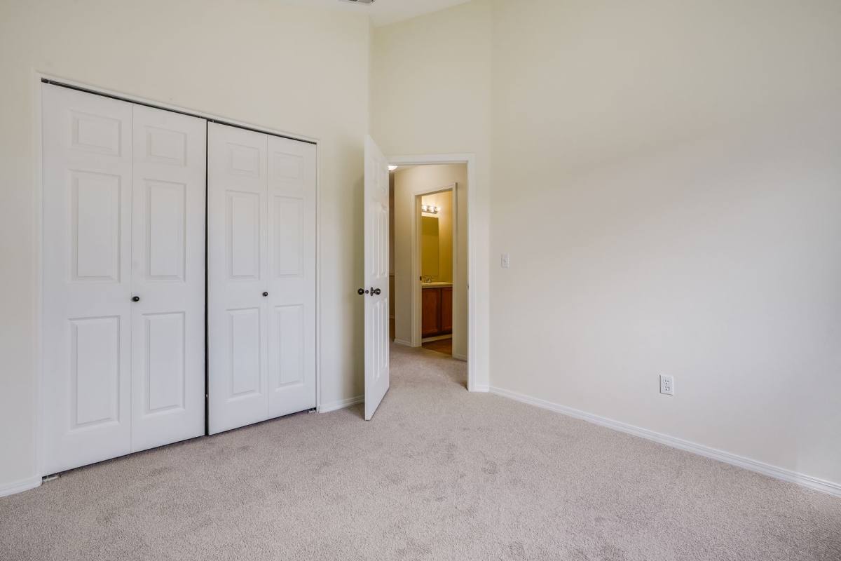 Townhouse for rent at 908 SW 175th Terrace, Beaverton, OR 97006