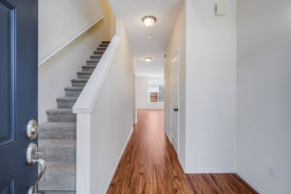 Townhouse for rent at 908 SW 175th Terrace, Beaverton, OR 97006