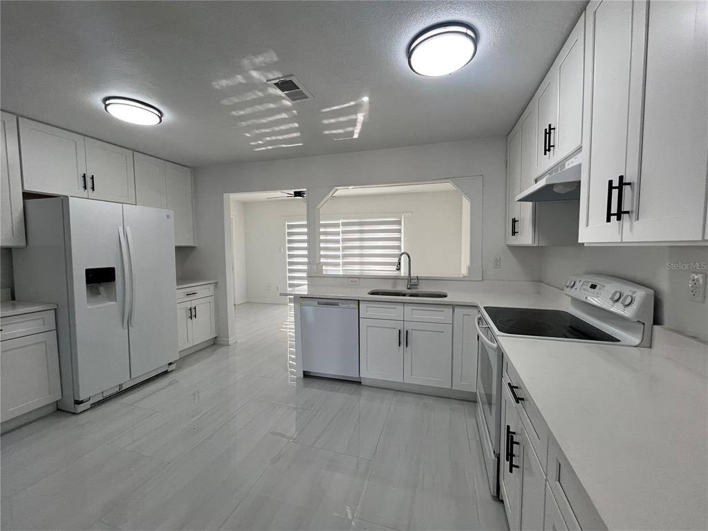 Apartment for rent at 18113 Cochran Blvd, Port Charlotte, FL 33948