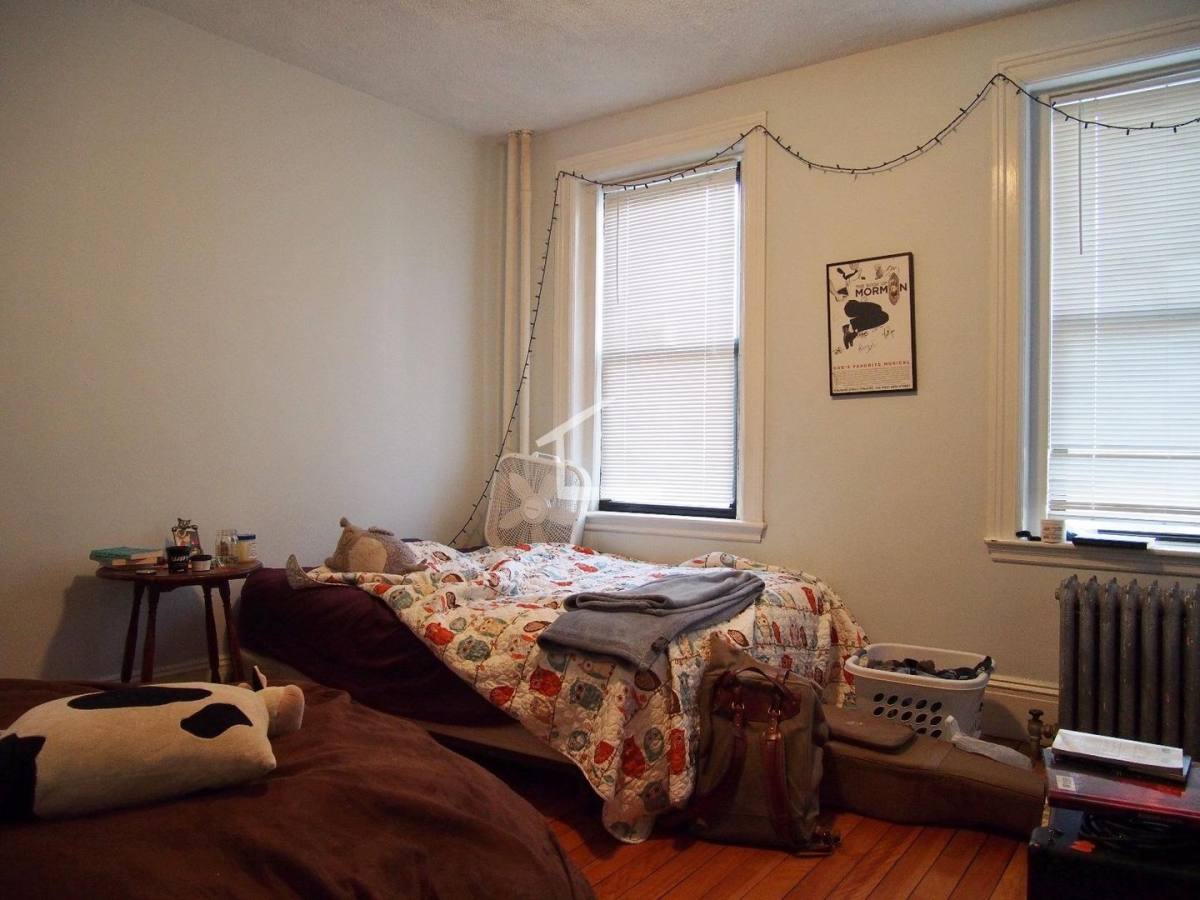 Apartment for rent at 22 Glenville Ave #4, Allston, MA 02134