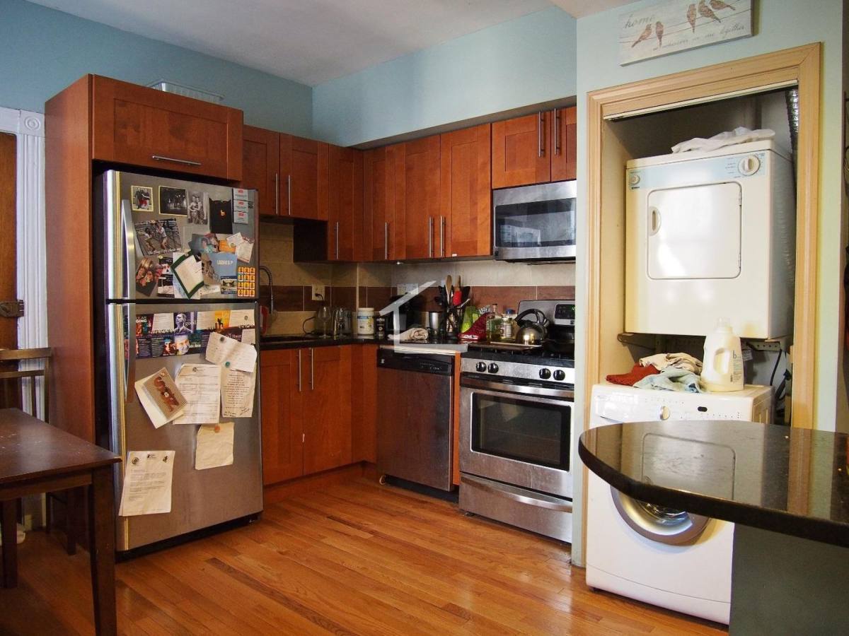 Apartment for rent at 22 Glenville Ave #4, Allston, MA 02134