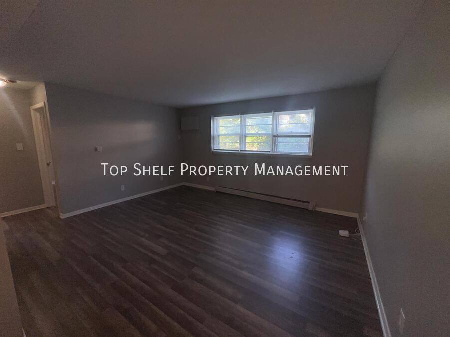 Apartment for rent at 3119 Grand Ave #10, Des Moines, IA 50312