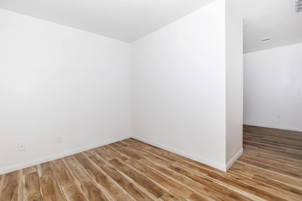 Apartment for rent at 4425 Belle Terrace, Bakersfield, CA 93309