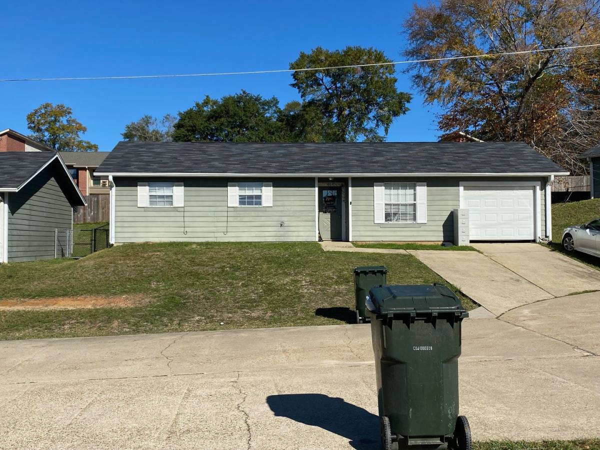Apartment for rent at 800 Marvin Handcock Dr, Jasper, TX 75951