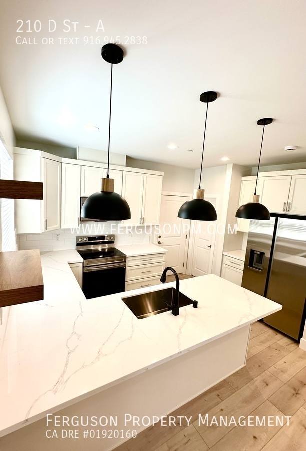 House for rent at 210 D St #A, Roseville, CA 95678