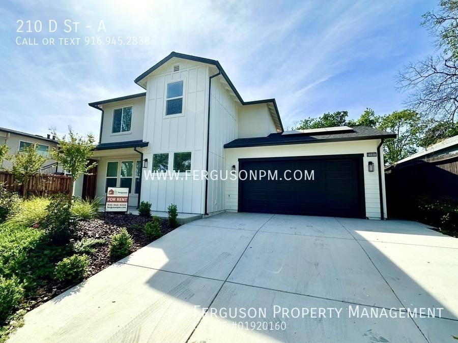 House for rent at 210 D St #A, Roseville, CA 95678