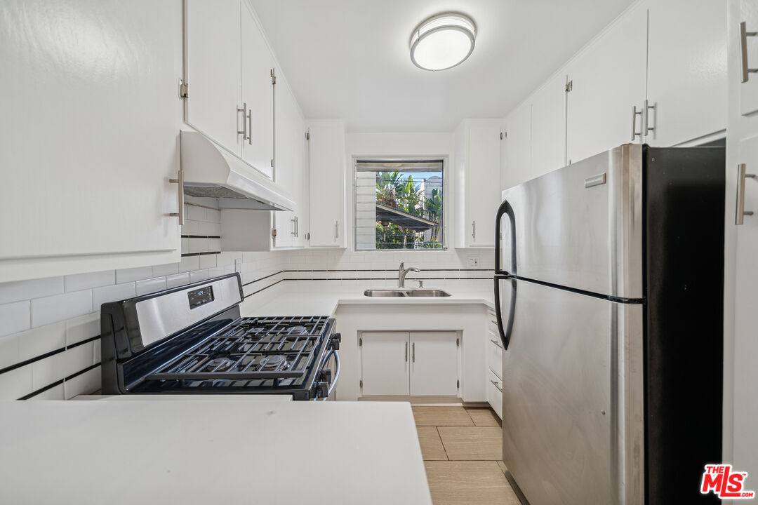 Apartment for rent at 1215 N Hayworth Ave #104, Los Angeles, CA 90046
