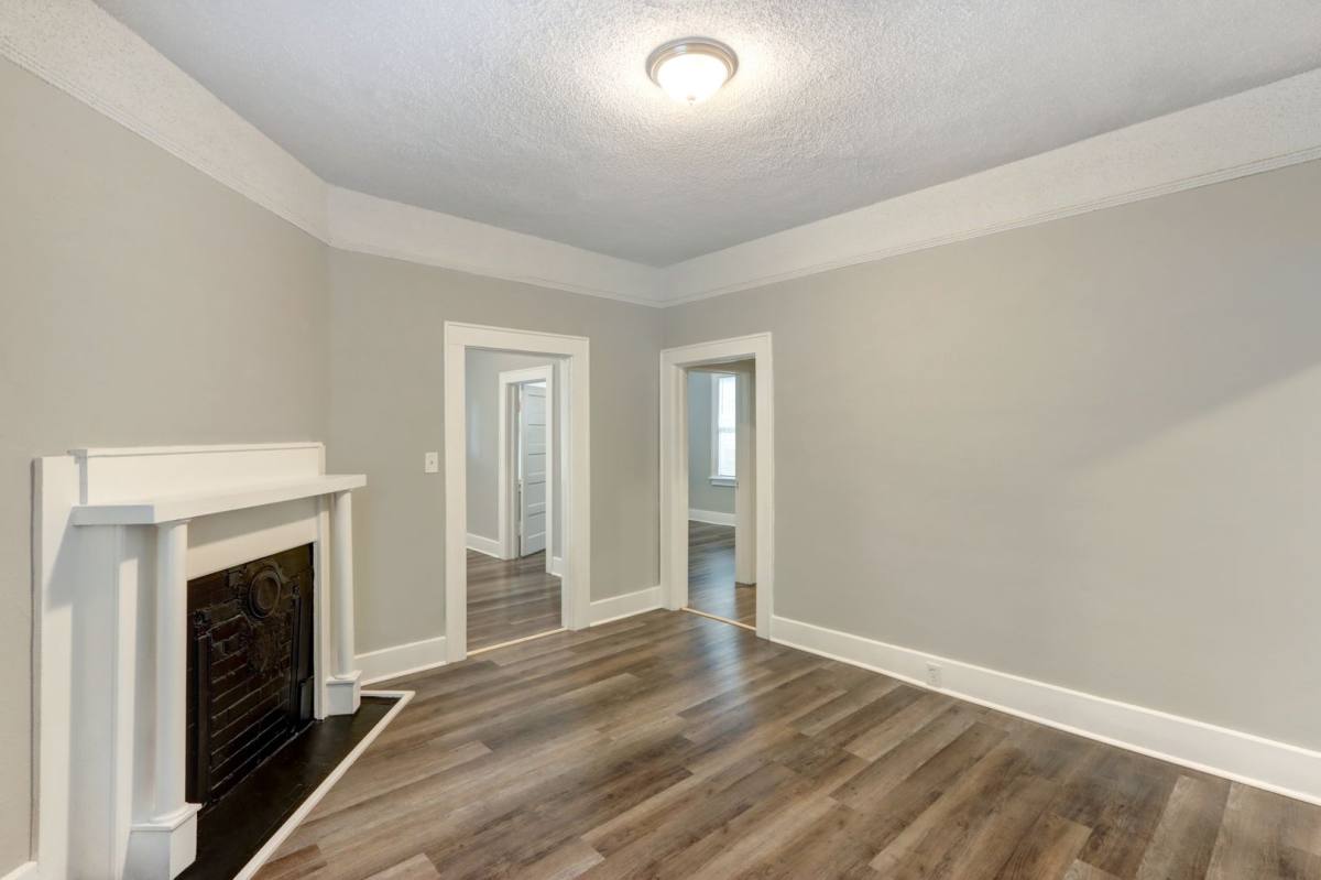 House for rent at 1013 W Victory Dr, Savannah, GA 31405