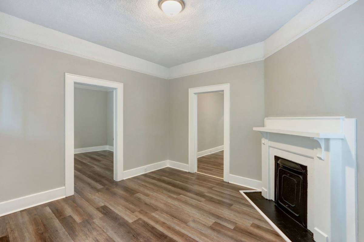House for rent at 1013 W Victory Dr, Savannah, GA 31405