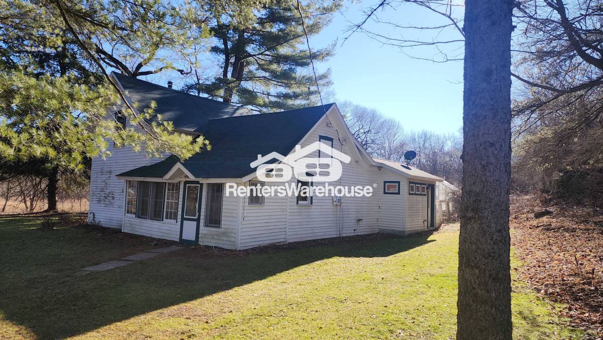 House for rent at 1134 Rustic Rd #4, Glenwood City, WI 54013