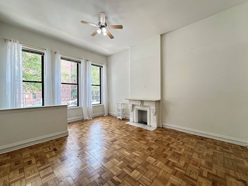 Apartment for rent at 1160 Lasalle #3, Chicago, IL 60610