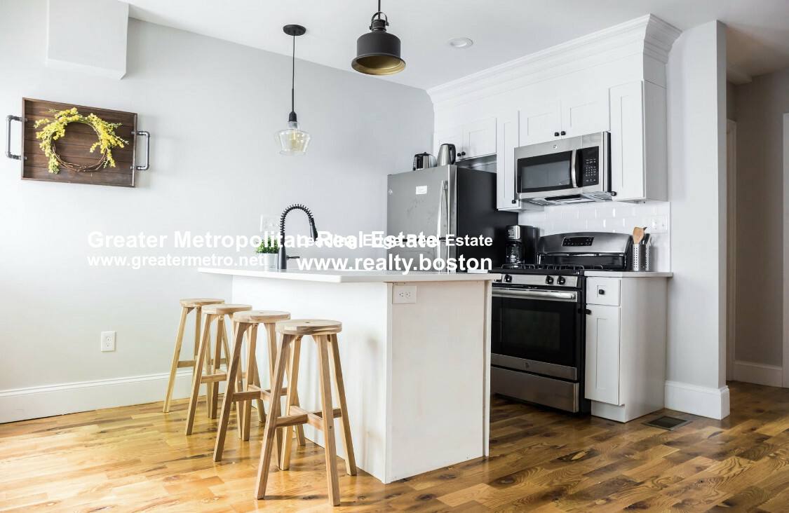 Apartment for rent at 143 Everett #1, East Boston, MA 02128
