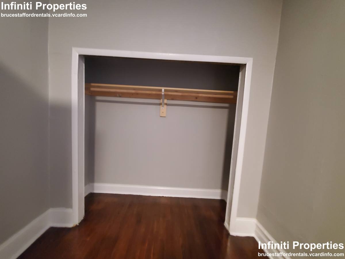 Apartment for rent at 7632 S Drexel #1, Chicago, IL 60619