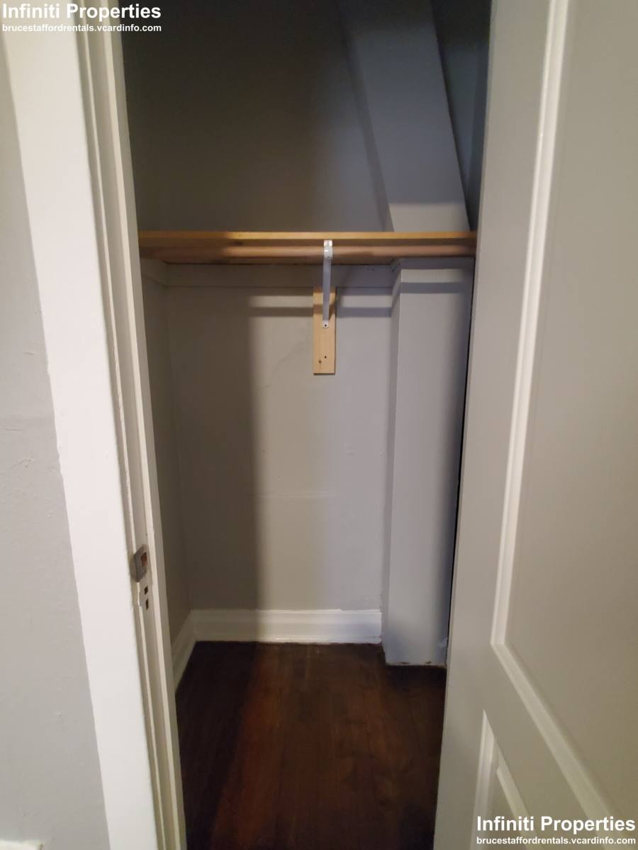 Apartment for rent at 7632 S Drexel #1, Chicago, IL 60619
