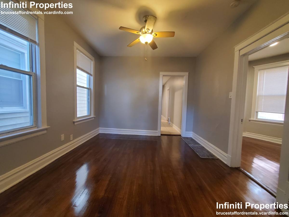 Apartment for rent at 7632 S Drexel #1, Chicago, IL 60619
