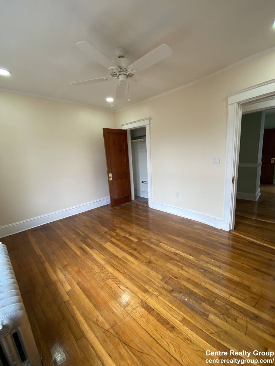 Apartment for rent at 4442 Washington St #3, Roslindale, MA 02131
