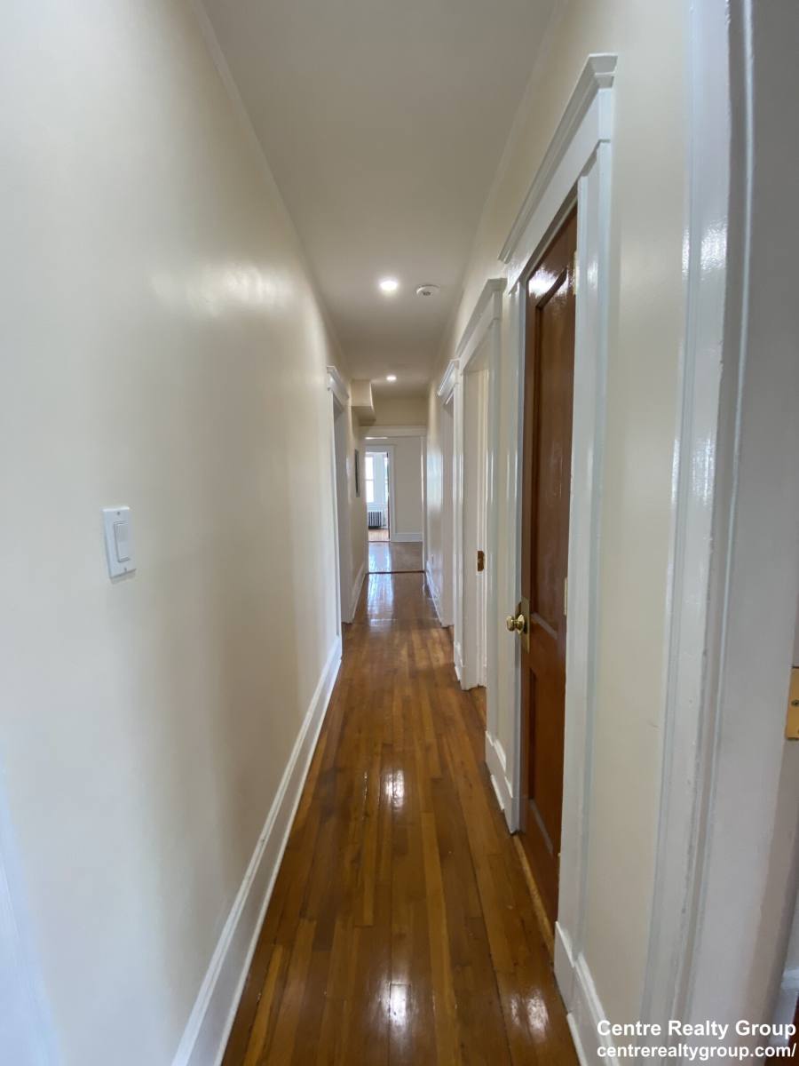 Apartment for rent at 4442 Washington St #3, Roslindale, MA 02131