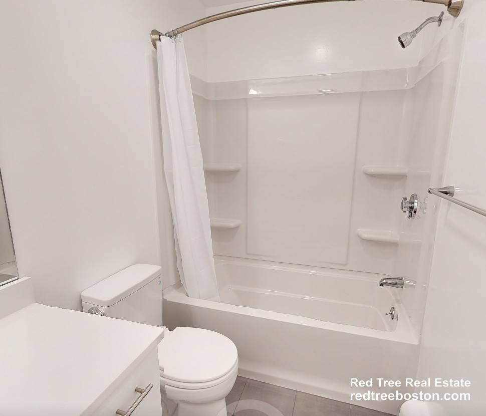 Apartment for rent at 833 Beacon St #206, Boston, MA 02115