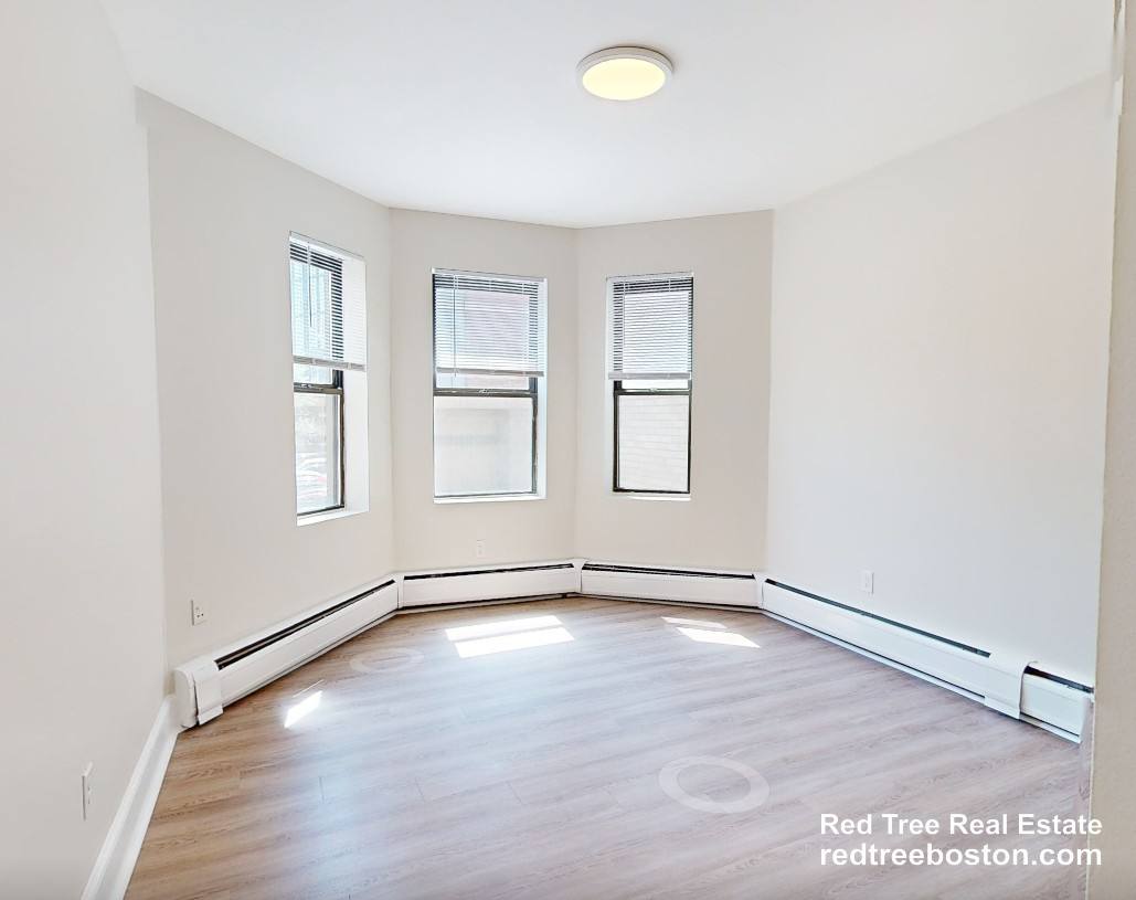 Apartment for rent at 833 Beacon St #206, Boston, MA 02115