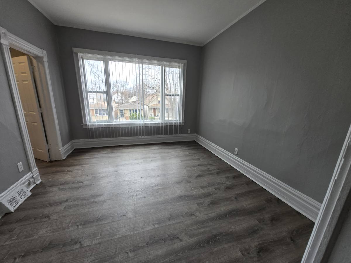 Apartment for rent at 7636 S Drexel #2, Chicago, IL 60619