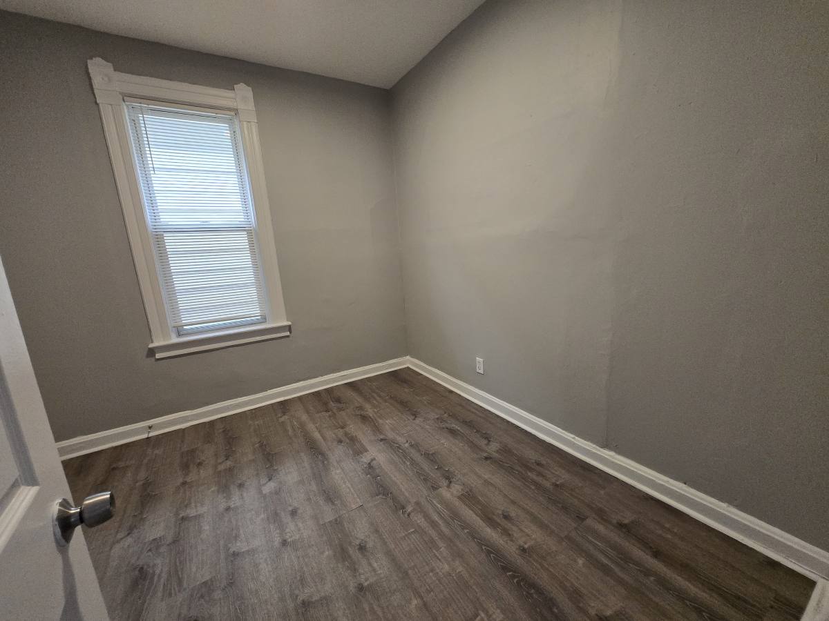 Apartment for rent at 7636 S Drexel #2, Chicago, IL 60619