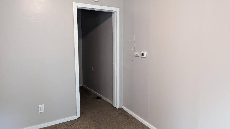 Apartment for rent at 1221 Gratiot Ave #3, Saginaw, MI 48602