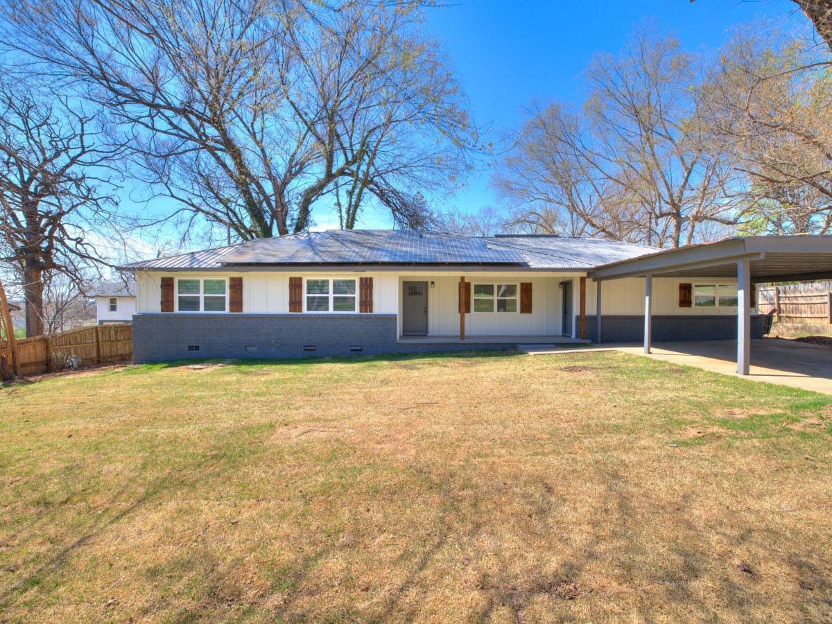 House for rent at 1300 N McKinley Ave, Sand Springs, OK 74063