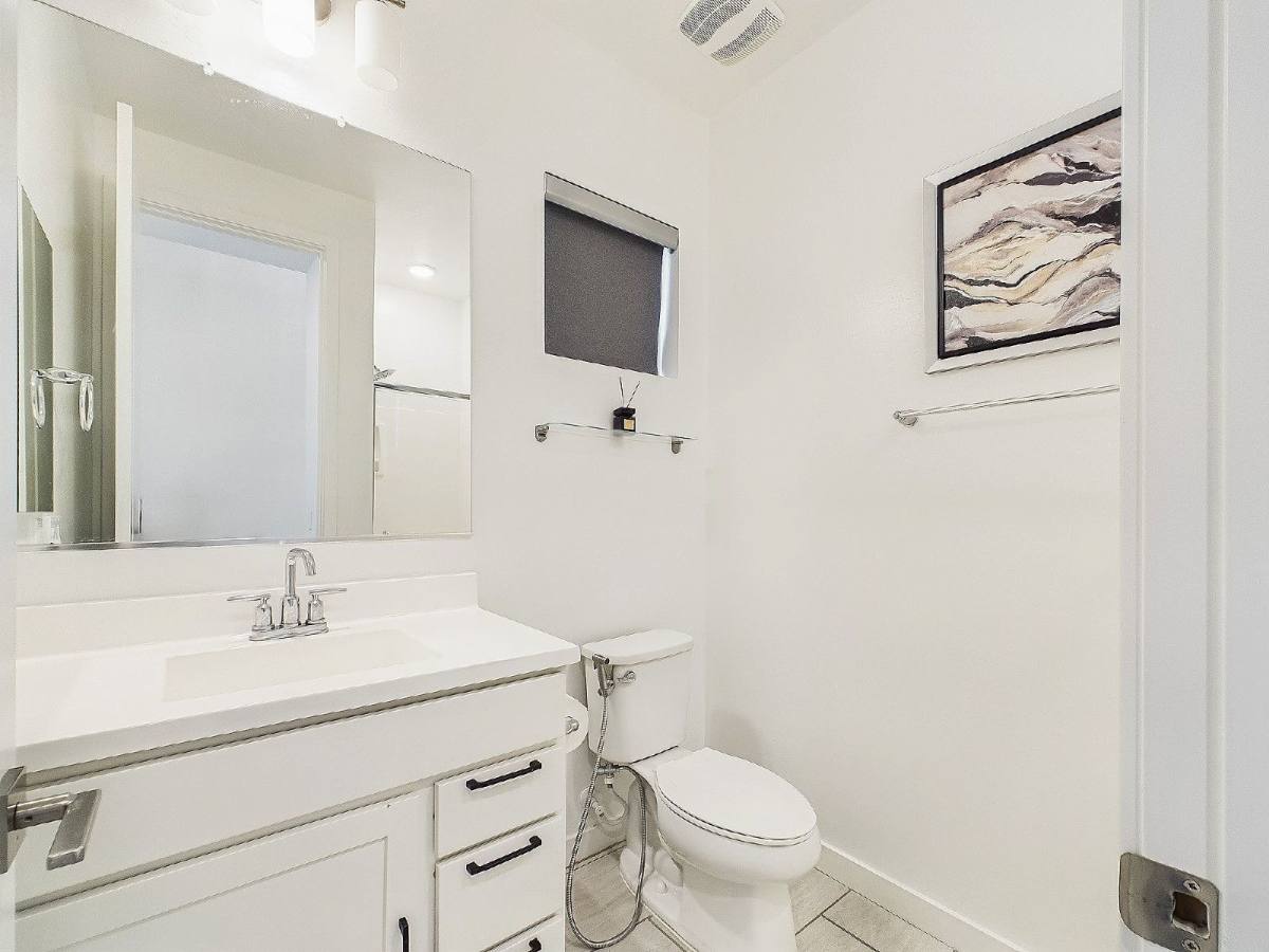 House for rent at 1133 N Jay Place, Chandler, AZ 85225