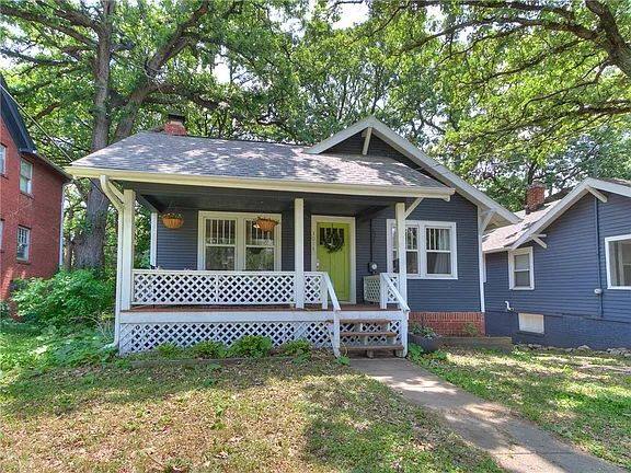 House for rent at 3014 Woodland Ave, Des Moines, IA 50312