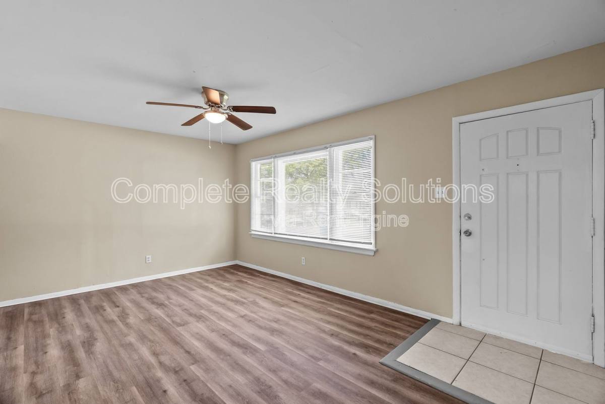 House for rent at 1132 Redman Blvd, Saint Louis, MO 63138