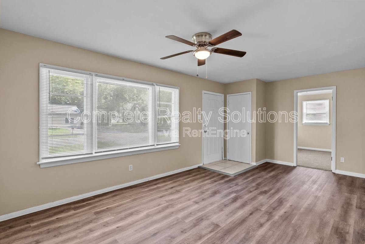 House for rent at 1132 Redman Blvd, Saint Louis, MO 63138