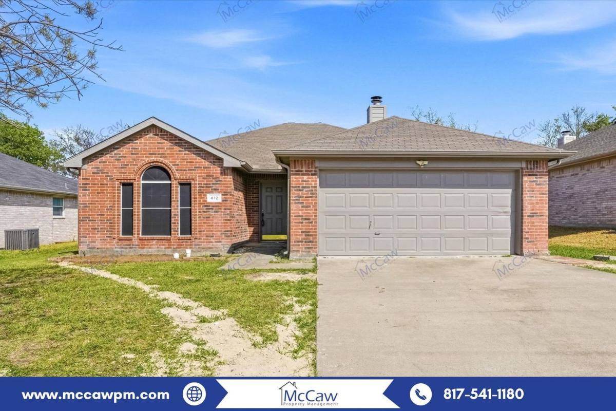 House for rent at 412 Pin Oak Lane, Royse City, TX 75189