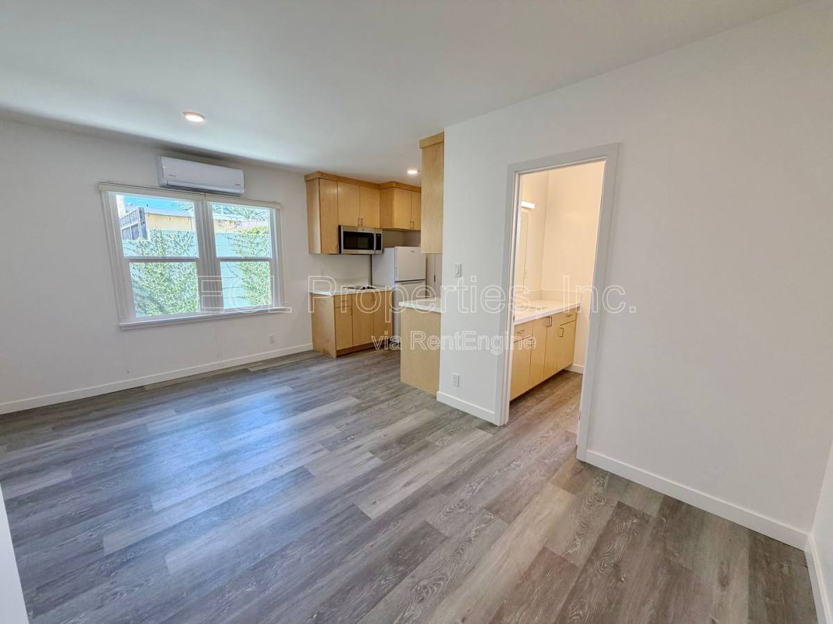 Apartment for rent at 4239 1 2 W 64th St, Los Angeles, CA 90043