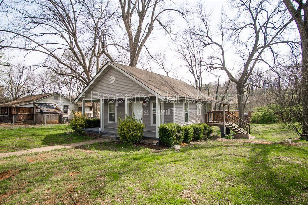 Apartment for rent at 5804 Old Rutledge Pike, Knoxville, TN 37914