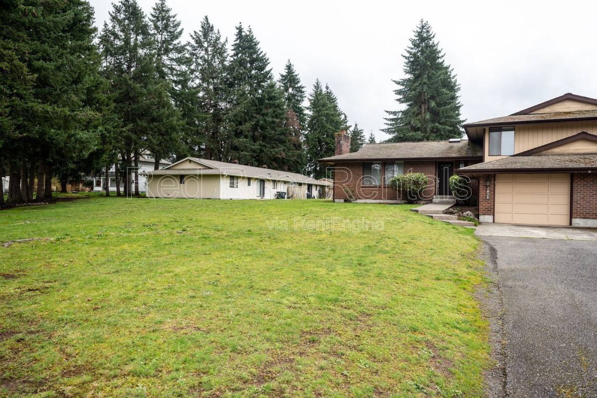 Apartment for rent at 1418 Tule Lake Dr S, Tacoma, WA 98444