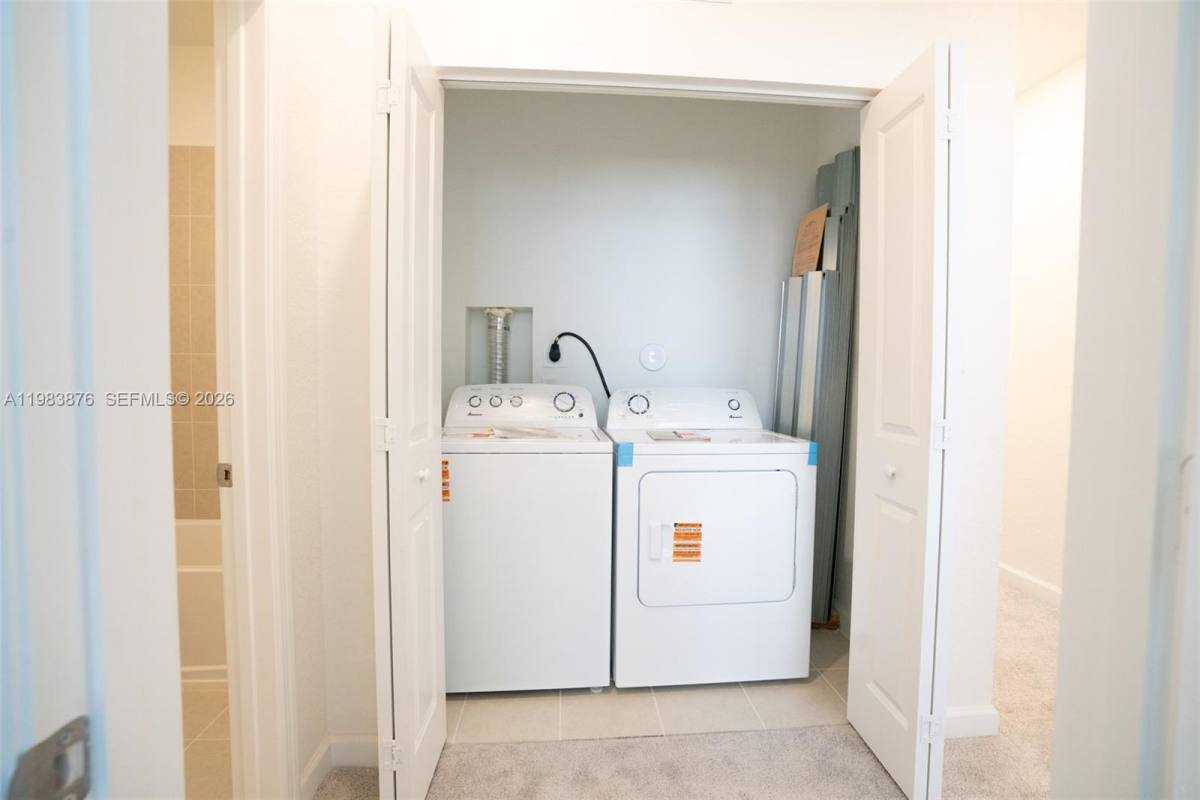 Townhouse for rent at 204 SE 10th St, Homestead, FL 33035