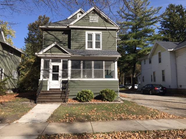 House for rent at 1124A Elmwood Ave, Oshkosh, WI 54901