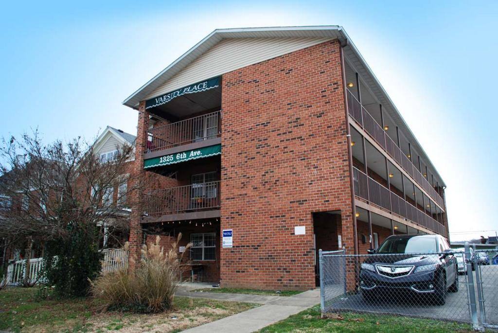 Apartment for rent at 1325 6th Ave #10, Huntington, WV 25701