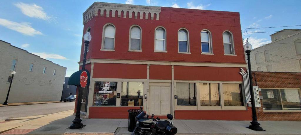 House for rent at 201 N Washington St, Mexico, MO 65265